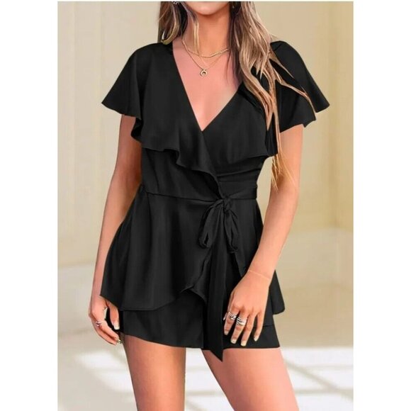 Kirundo Women's XXL Black Wrap V Neck Romper Short Sleeve Tie Waist Ruffle NWT - Picture 2 of 4